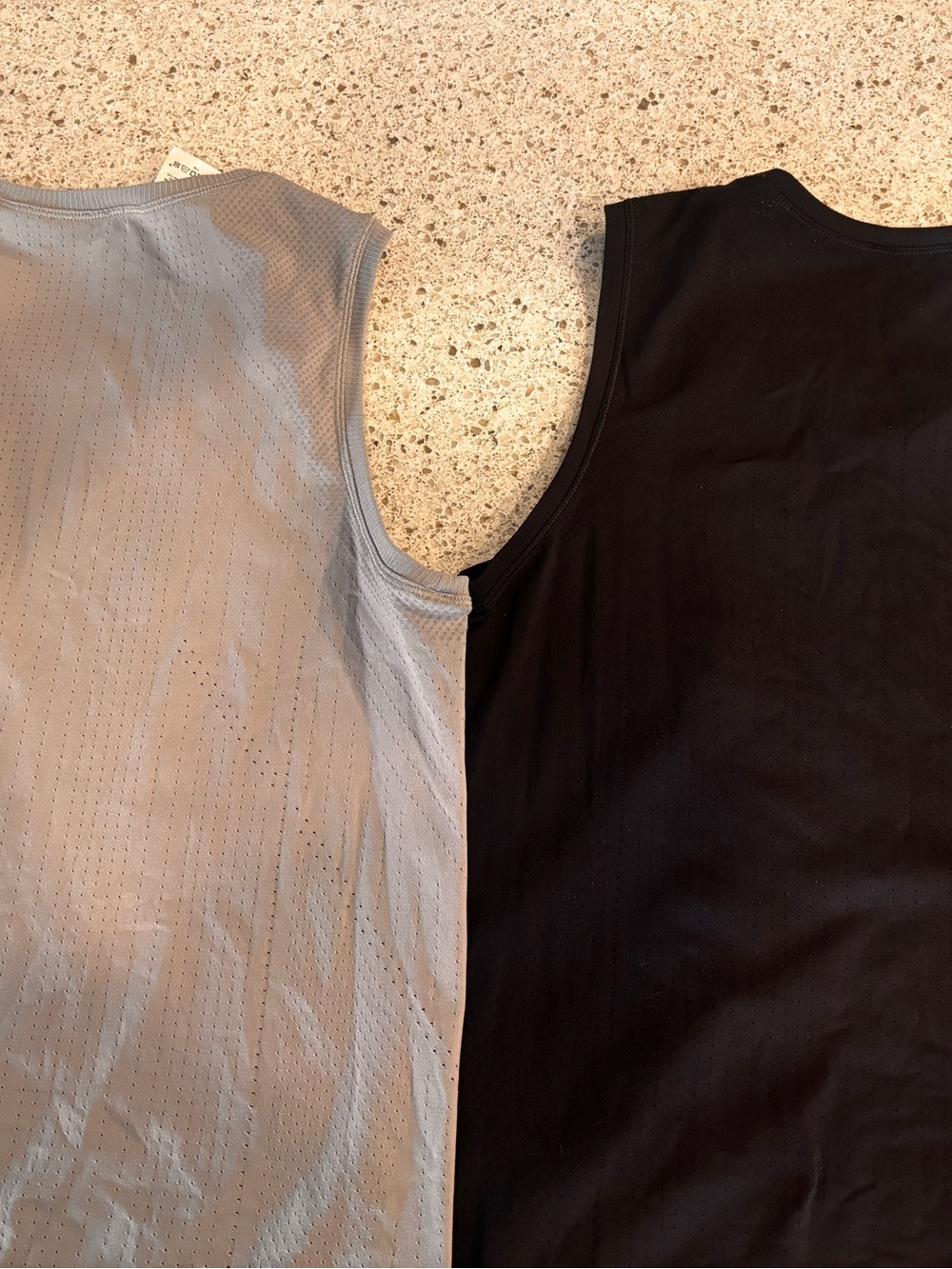 Athleta Motion Seamless Tank Top - Black & Light Gray (m) - Picture 6 of 10